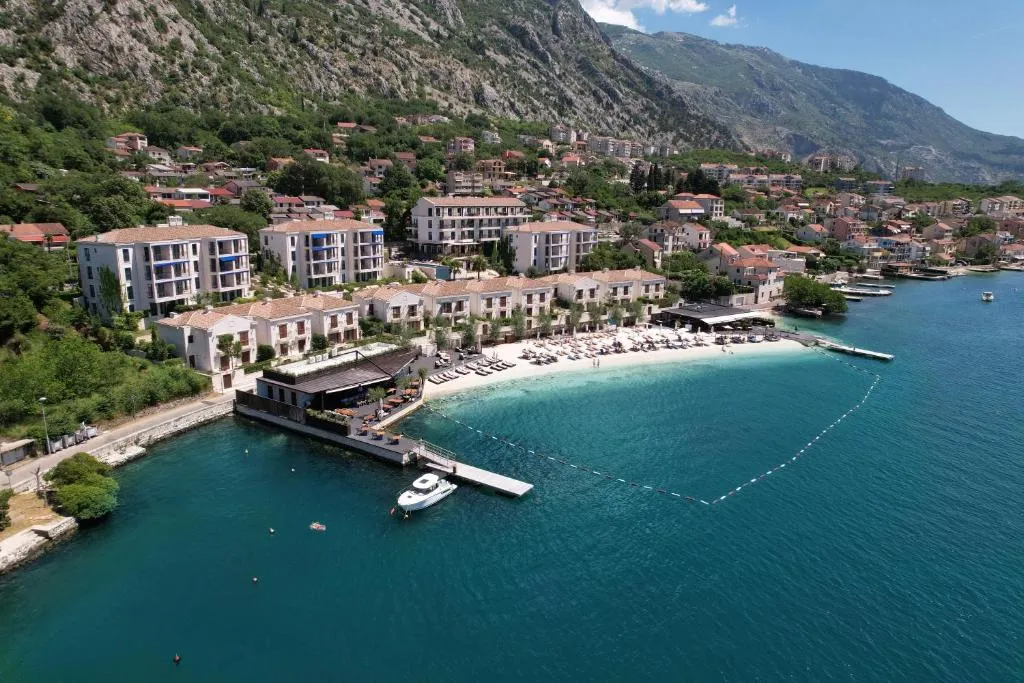 HUMA Kotor Bay Hotel and Villas, photo 1