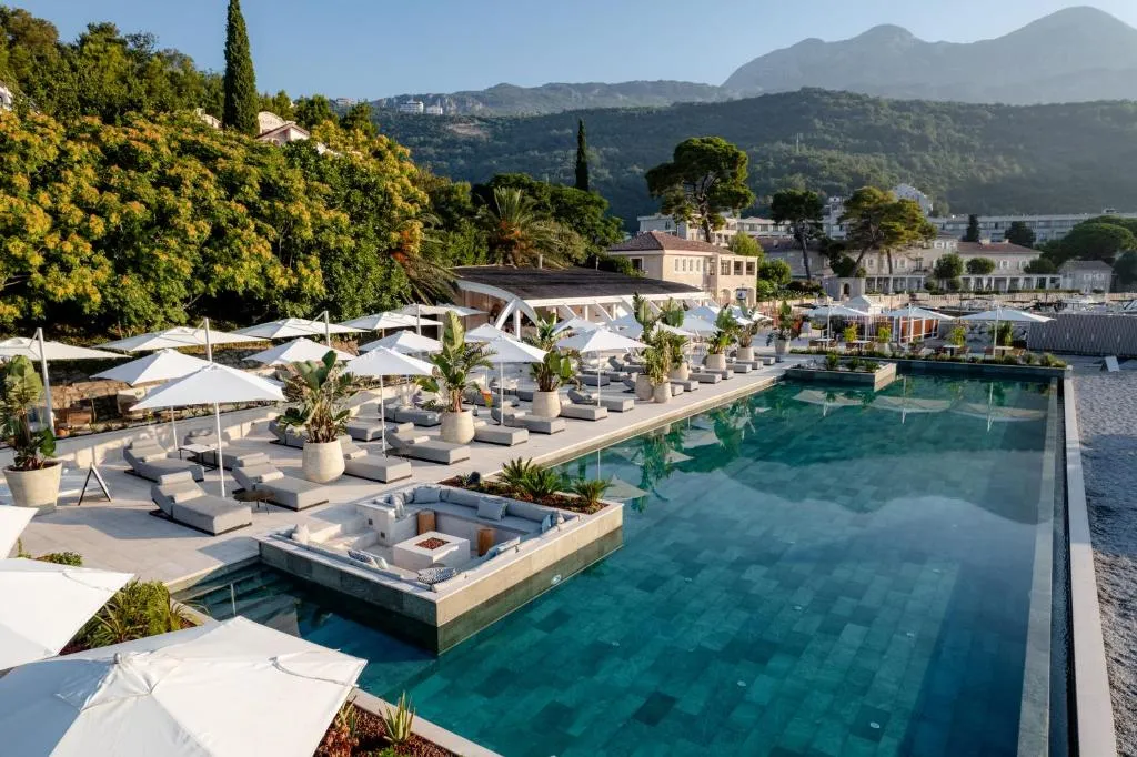 Lazure Hotel & Marina, photo 1